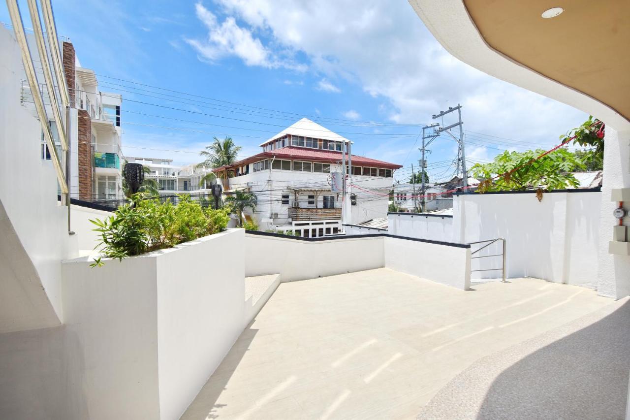 Blue Suites Boracay Balabag  Exteriör bild